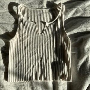 American Eagle Outfitters White V-neck Sleeveless Ribbed Crop Tank Top